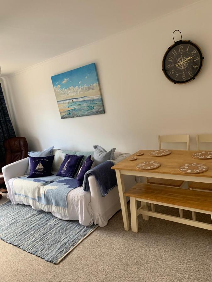 Lovely Home From Home Apartment 8 Mins Walk To Beach With Free Parking And Sun Deck 2 Bed Sleeps 4 Lyme Regis Exterior photo